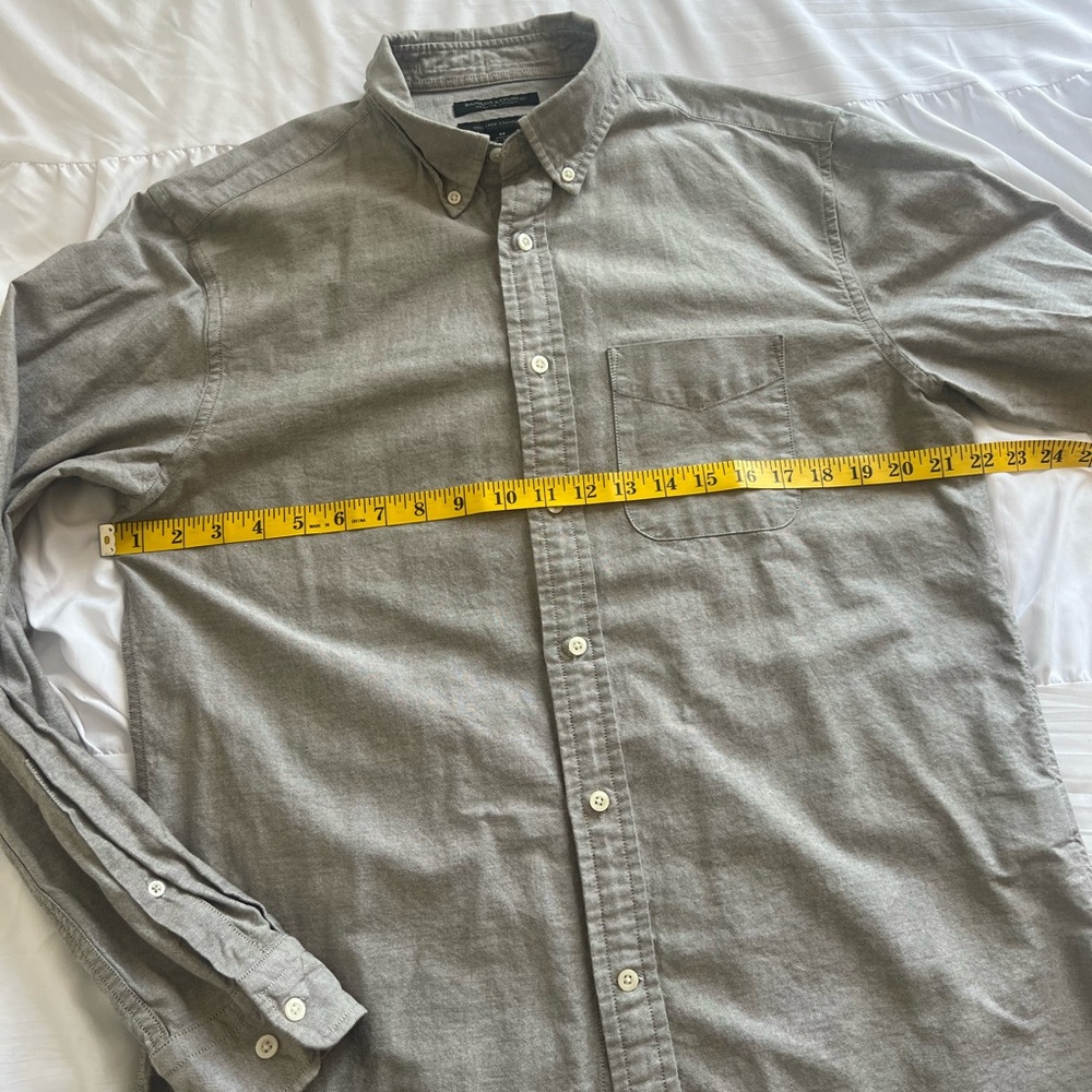 Banana Republic button shirt - Picture 7 of 8